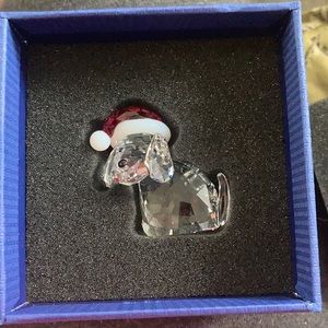 In box new! Swarovski Christmas dog figure